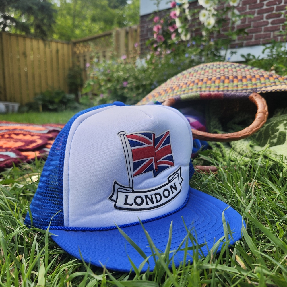 80s Vintage Blue and White London Trucker Hat